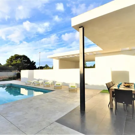 Great House For Families