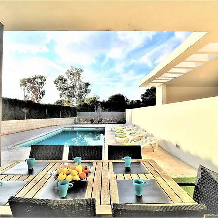 Holiday home Great House For Families *